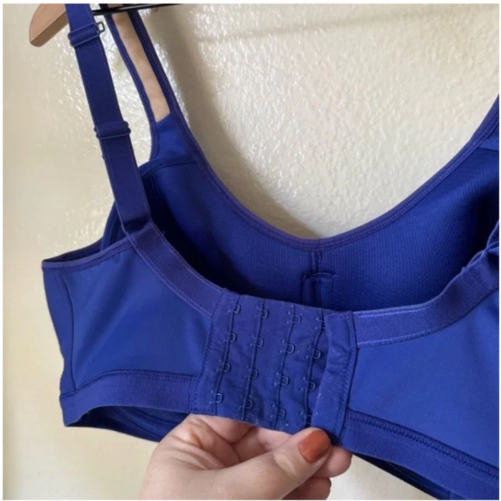 Freya | Active Underwire Crop Top Sports Bra - Picture 4 of 5